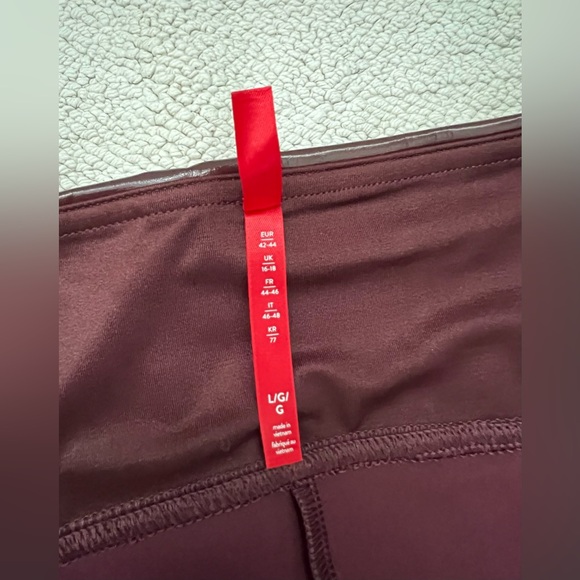 SPANX SHINY FAUX PATENT LEATHER LEGGINGS BURGUNDY/RUBY RED | Size: L - Picture 8 of 15